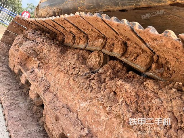 左導(dǎo)向輪(行走機(jī)構(gòu)) 左導(dǎo)向輪(行走機(jī)構(gòu))