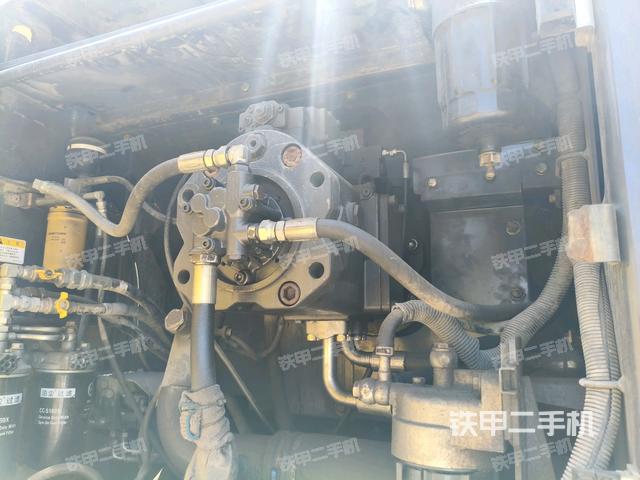 液壓泵斜45?左(大件艙室) 液壓泵斜45?左(大件艙室)