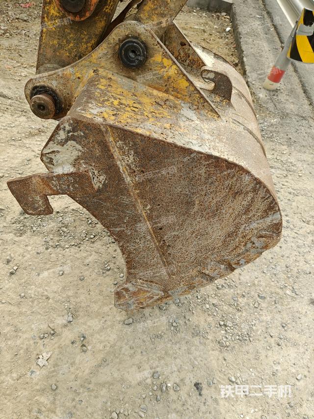 鏟斗45度（工作和回轉(zhuǎn)裝置）