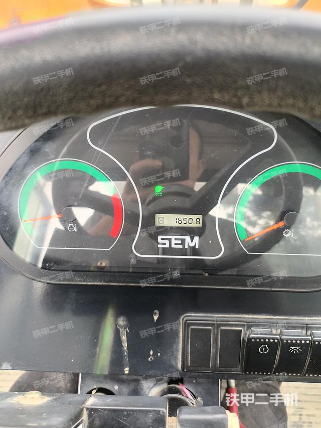 驾驶室操作台（整机外观及大件）