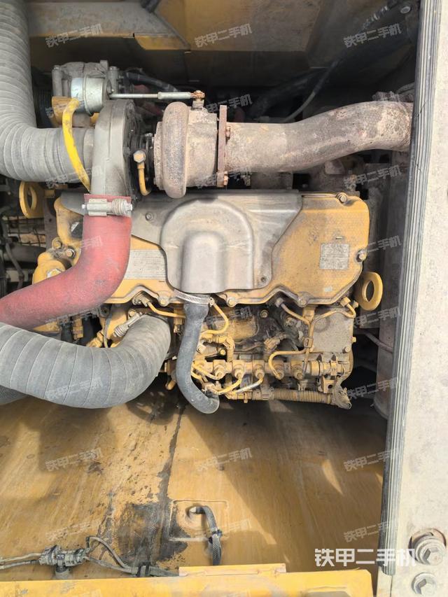 發(fā)動(dòng)機(jī)整體俯視（整機(jī)外觀）