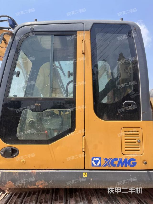 顯示屏?(駕駛室部分) 顯示屏?(駕駛室部分)