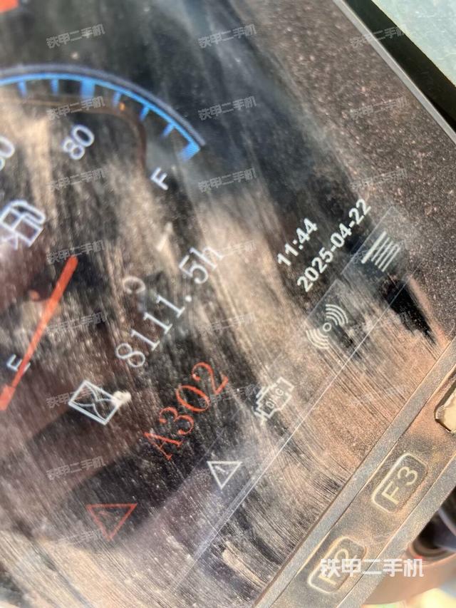 右側(cè)玻璃角標(biāo)(駕駛室部分) 右側(cè)玻璃角標(biāo)(駕駛室部分)