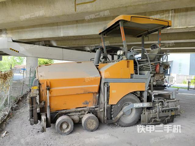 整機左側(cè)(設備外觀及核心部件) 整機左側(cè)(設備外觀及核心部件)