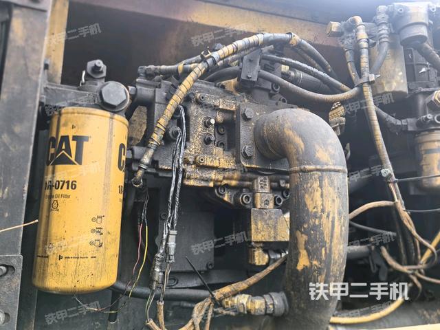 液壓泵斜45?左（大件艙室）