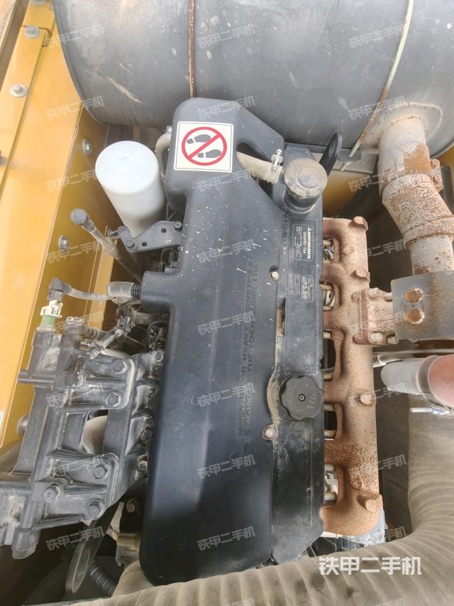 發(fā)動(dòng)機(jī)整體俯視(整機(jī)外觀) 發(fā)動(dòng)機(jī)整體俯視(整機(jī)外觀)