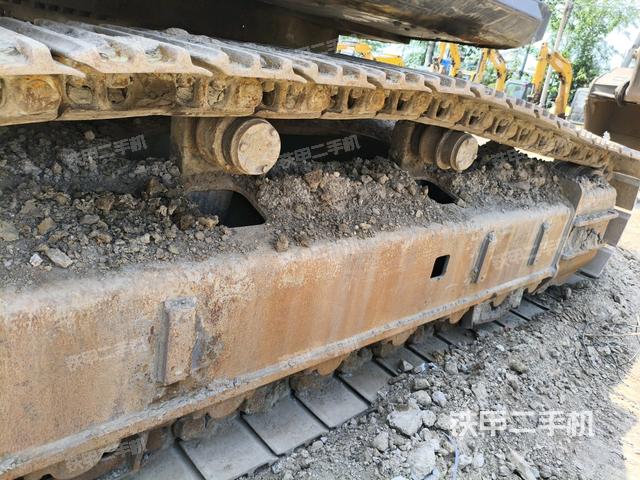 左側履帶整體?(行走機構) 左側履帶整體?(行走機構)