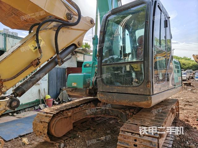 右前45(整機外觀) 右前45(整機外觀)