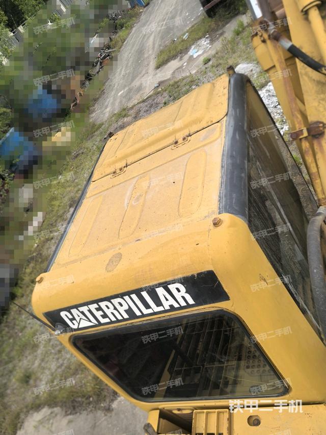 駕駛室頂部俯視（上車部件）