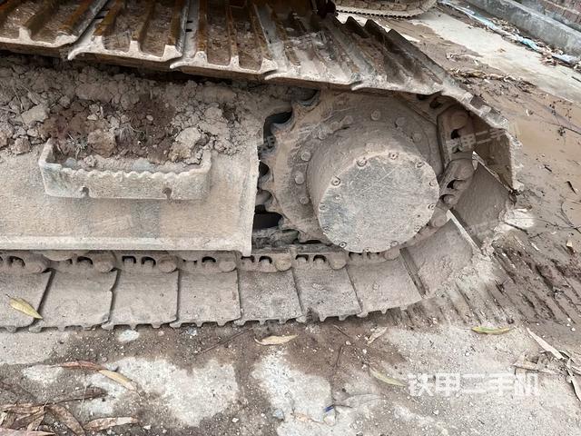 右側(cè)履帶整體（行走機構(gòu)）