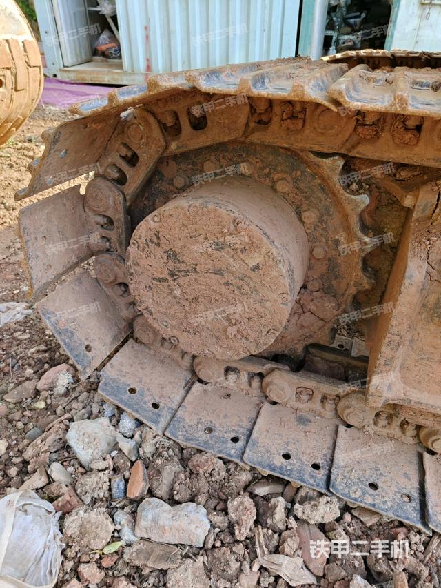 右驅(qū)動輪(行走機構) 右驅(qū)動輪(行走機構)