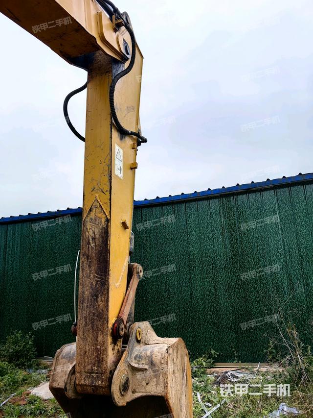 小臂整體左后（工作和回轉(zhuǎn)裝置）