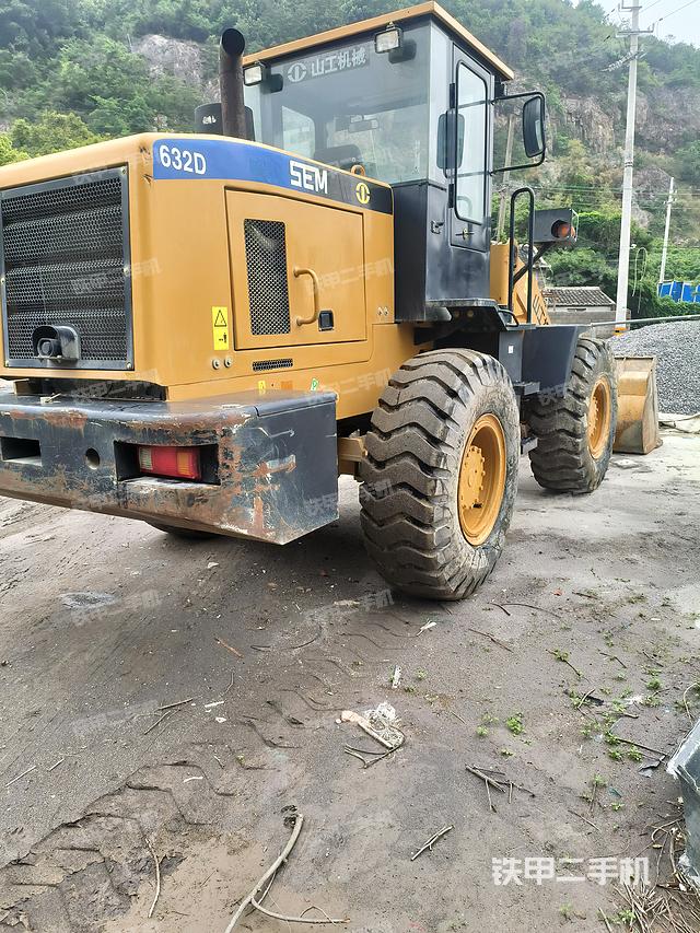 整机右后45°（整机外观及大件）