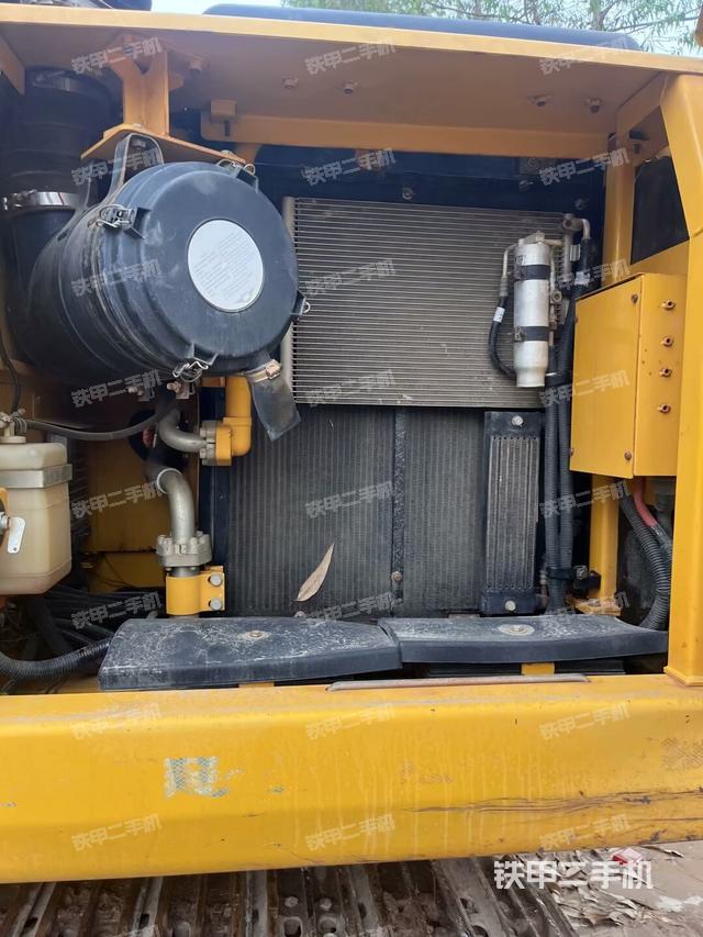 液壓泵室（大件艙室）