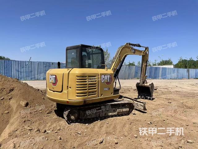 整機右后45°(整機外觀) 整機右后45°(整機外觀)