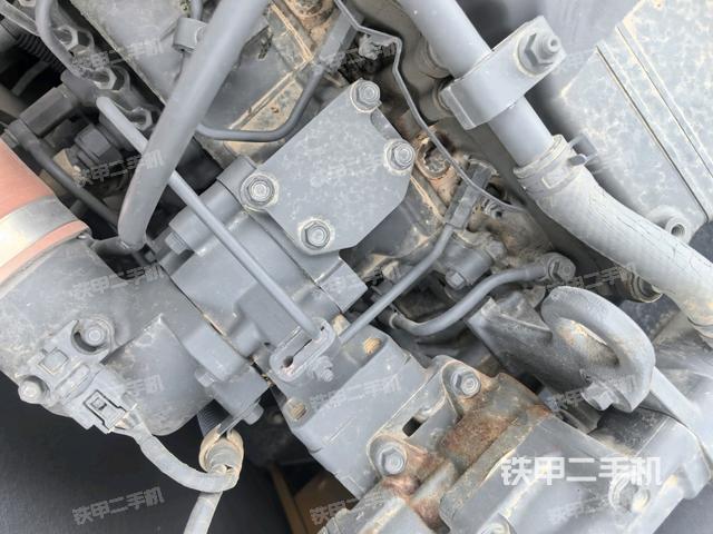 氣門室蓋螺絲特寫（上車部件）