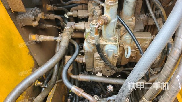 分配閥（上車部件）