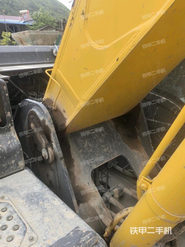 大臂根部?斜視（工作和回轉(zhuǎn)裝置）