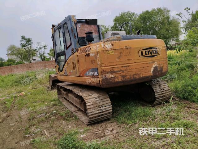 雷沃重工FR170挖掘机的设备实拍-第2张实拍照片