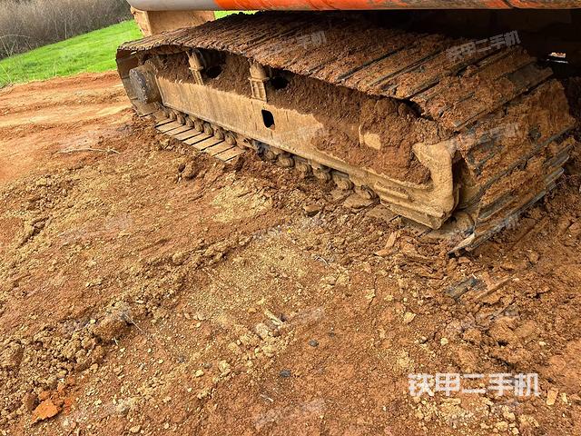 單側(cè)履帶整體（整機外觀）