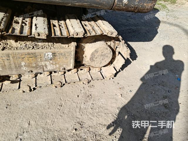 左導(dǎo)向輪（行走機(jī)構(gòu)）