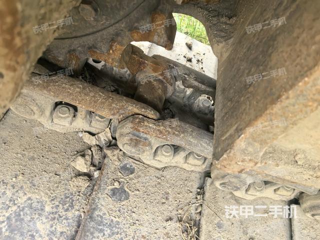 左導(dǎo)向輪（行走機(jī)構(gòu)）