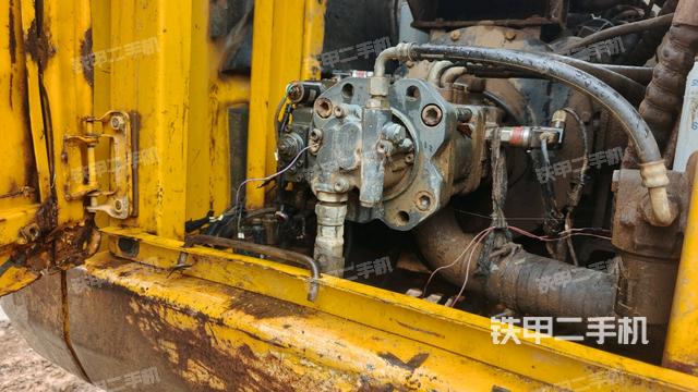 液壓泵斜45?左（大件艙室）