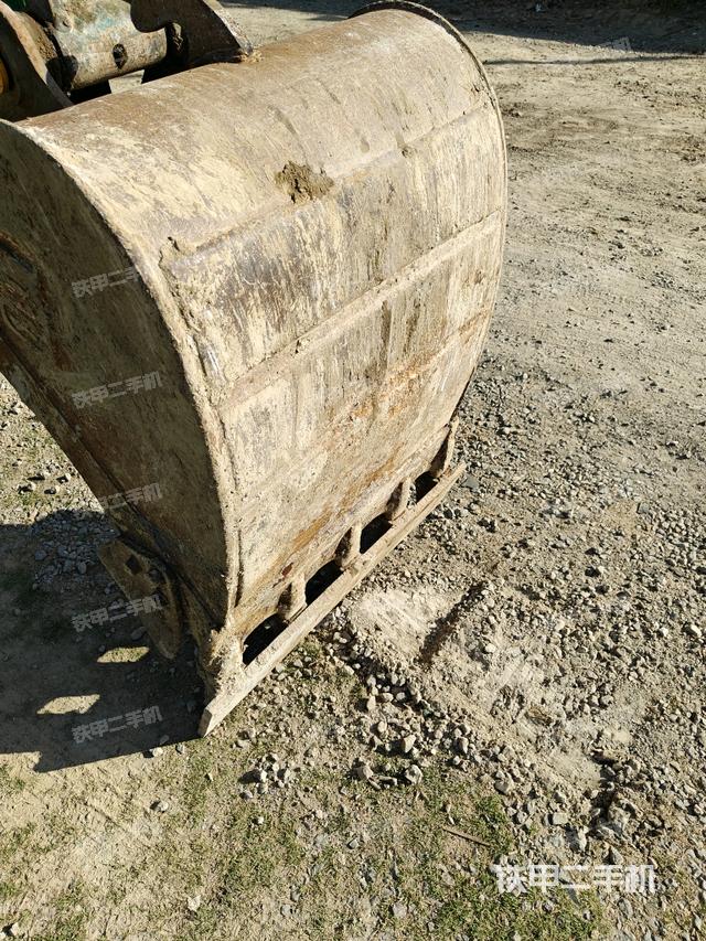 鏟斗45度（工作和回轉(zhuǎn)裝置）