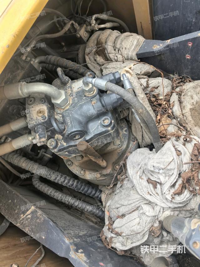 回轉(zhuǎn)馬達(dá)（上車部件）