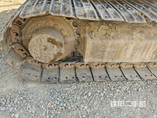 右導(dǎo)向輪（行走機(jī)構(gòu)）