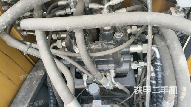 駕駛室頂部俯視(上車部件) 駕駛室頂部俯視(上車部件)