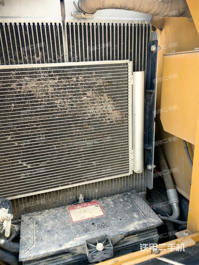 散熱器室(大件艙室) 散熱器室(大件艙室)