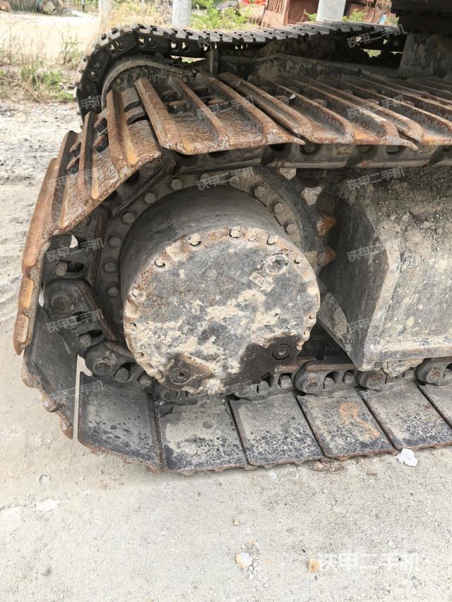 左側(cè)行走馬達蓋板（行走機構(gòu)）