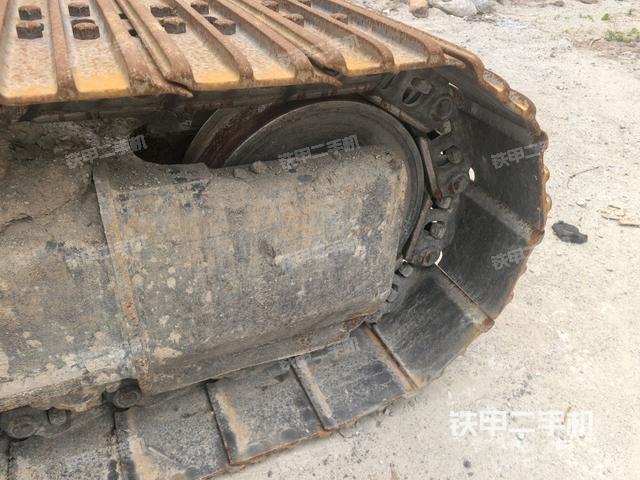 右導(dǎo)向輪（行走機構(gòu)）