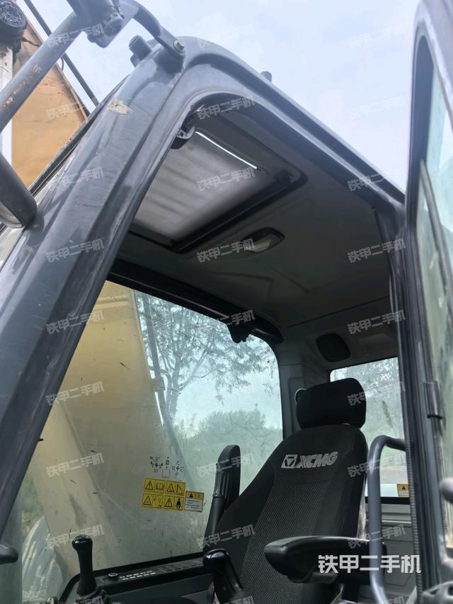 頂棚整體（駕駛室部分）