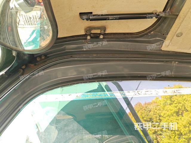 頂棚整體（駕駛室部分）