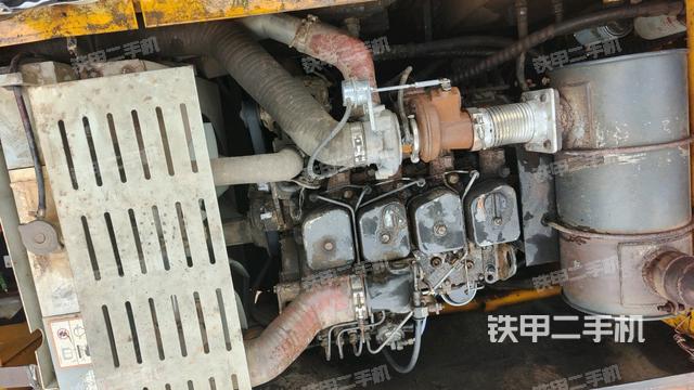 發(fā)動(dòng)機(jī)室（上車部件）