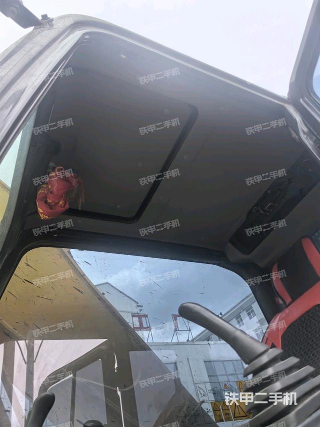 頂棚整體（駕駛室部分）