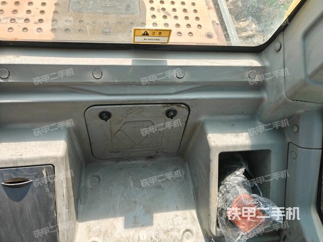 座椅后部（駕駛室部分）