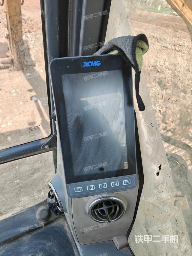 顯示屏?（駕駛室部分）