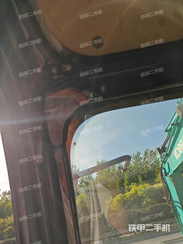 后窗玻璃角標(biāo)（駕駛室部分）