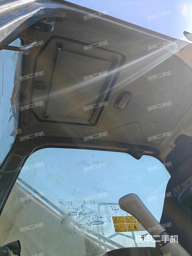 頂棚整體（駕駛室部分）