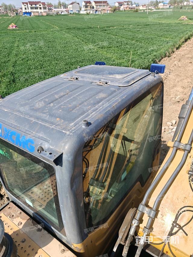 駕駛室頂部俯視（上車部件）