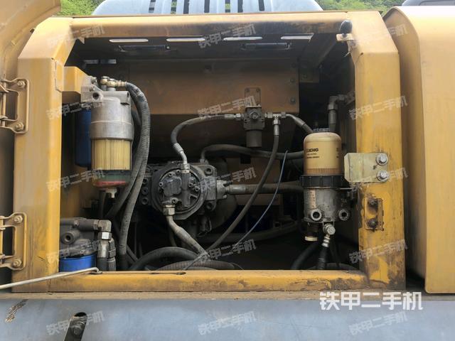 液壓泵室（大件艙室）