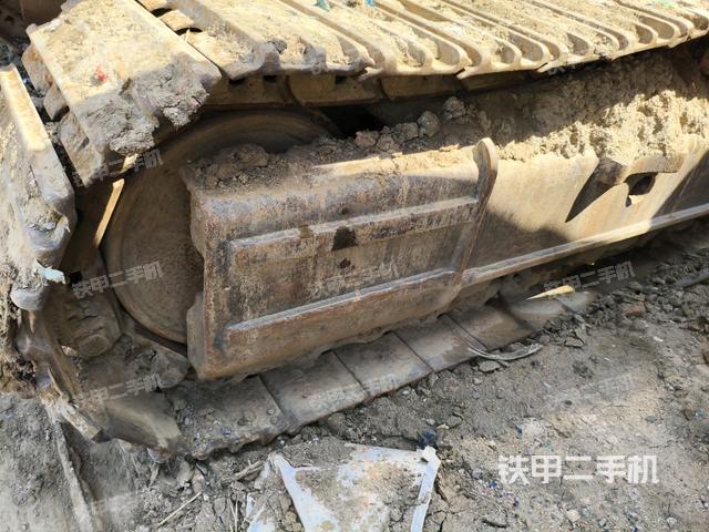 右側(cè)行走馬達(dá)蓋板(行走機(jī)構(gòu)) 右側(cè)行走馬達(dá)蓋板(行走機(jī)構(gòu))