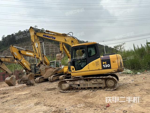 小松PC130-7挖掘機(jī)