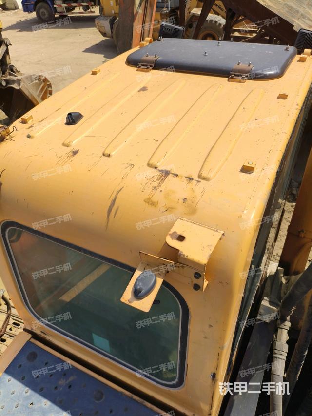 駕駛室頂部俯視(上車部件) 駕駛室頂部俯視(上車部件)