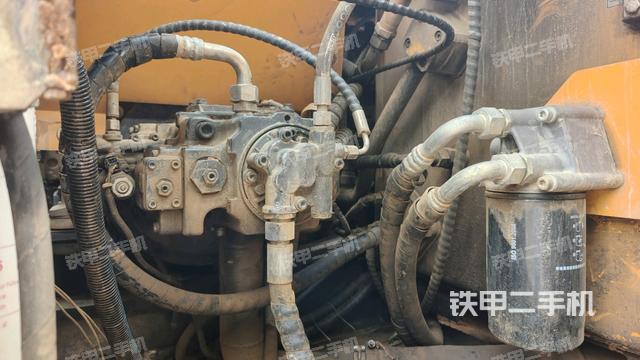 液壓泵室(大件艙室) 液壓泵室(大件艙室)