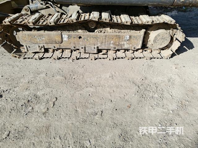 左側(cè)履帶整體?（行走機(jī)構(gòu)）