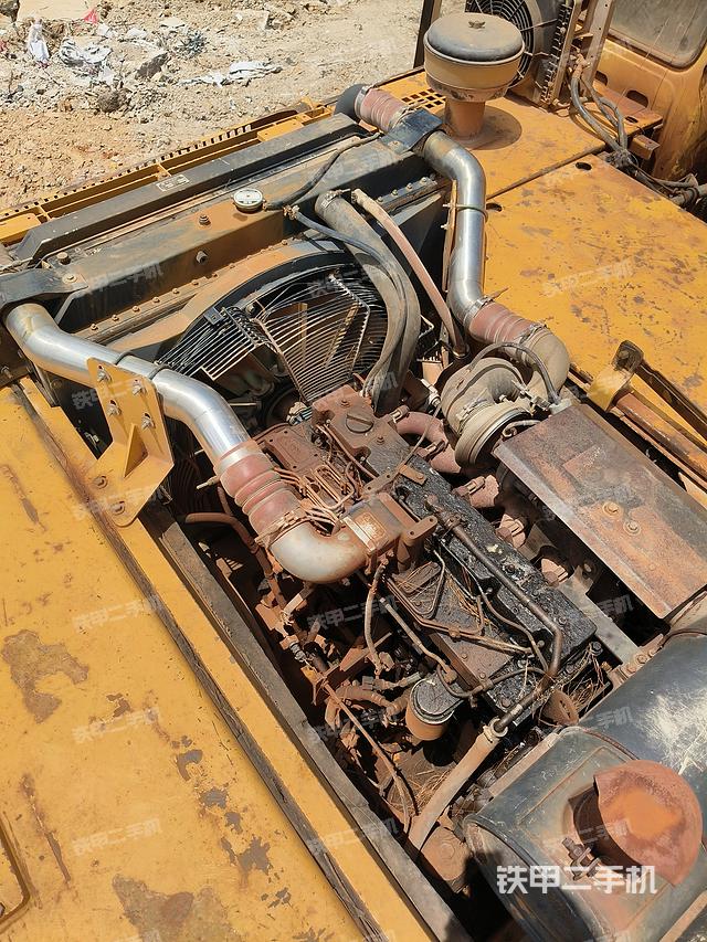 发动机整体俯视（整机外观）